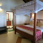 Warahena Beach Hotel Zimmer